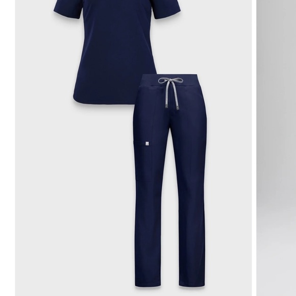 Fabletics scrub set navy nurse - Picture 2 of 4
